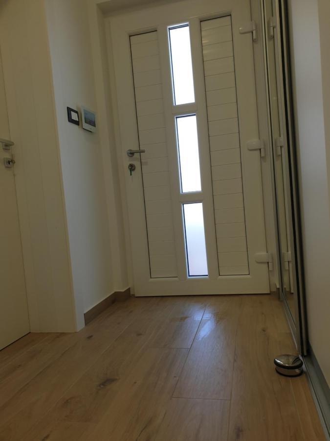 Eximius Apartment Pula Exterior foto